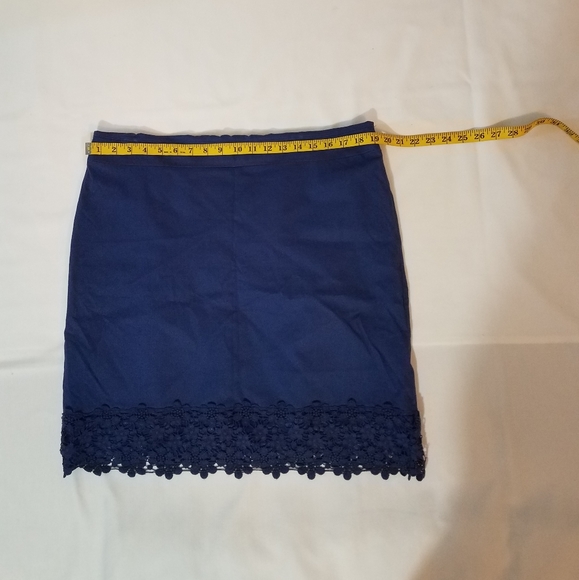 Beautiful Ann Taylor Skirt! - Picture 5 of 8